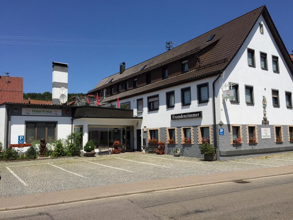 Hotel Kreuz Schwaebisch Gmuend Exterior foto